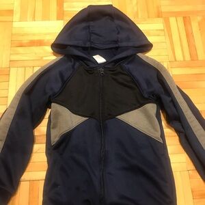 5/15$ Carter's Navy and Black Hooded Raincoat​